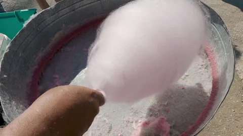 Closeup of of the cotton sugar candy making Stock Footage 320465761