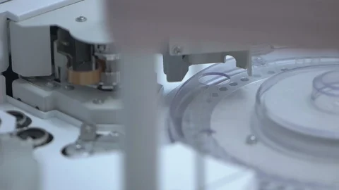 Closeup of Electronic automatic medical test equipment at Medical laboratory 스톡 동영상 129495160