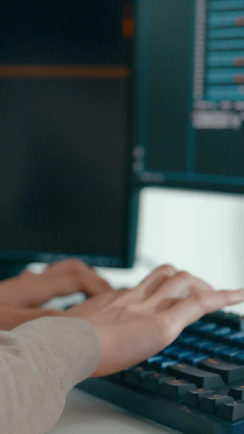 Closeup female freelance type write prompt AI bot IT app program nomad. Stock-Footage 333939532