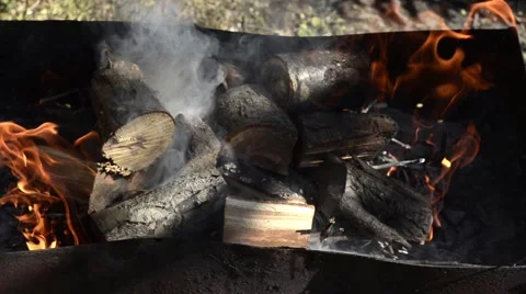 Closeup fire flame in brazier Video stock 52370207