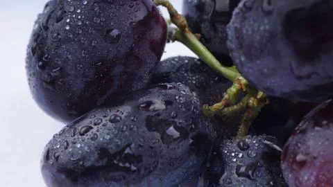 Closeup of Grapes on a white background.  库存照片