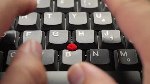 Closeup of hands typingworking on a laptop computer keyboard with black keys 库存影片 279286450
