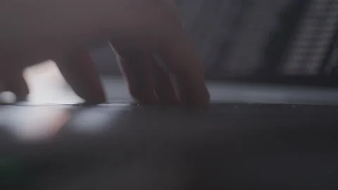 Closeup on the Hands of a Web Developer as He Writes Code Vídeos de archivo 208784956