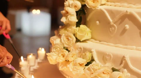 Closeup of a huge weeding cake Stock Footage 39567495