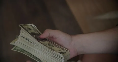 CloseUp Image of Hands Counting Cash and Banknotes in Detail Vídeos de archivo 304036585