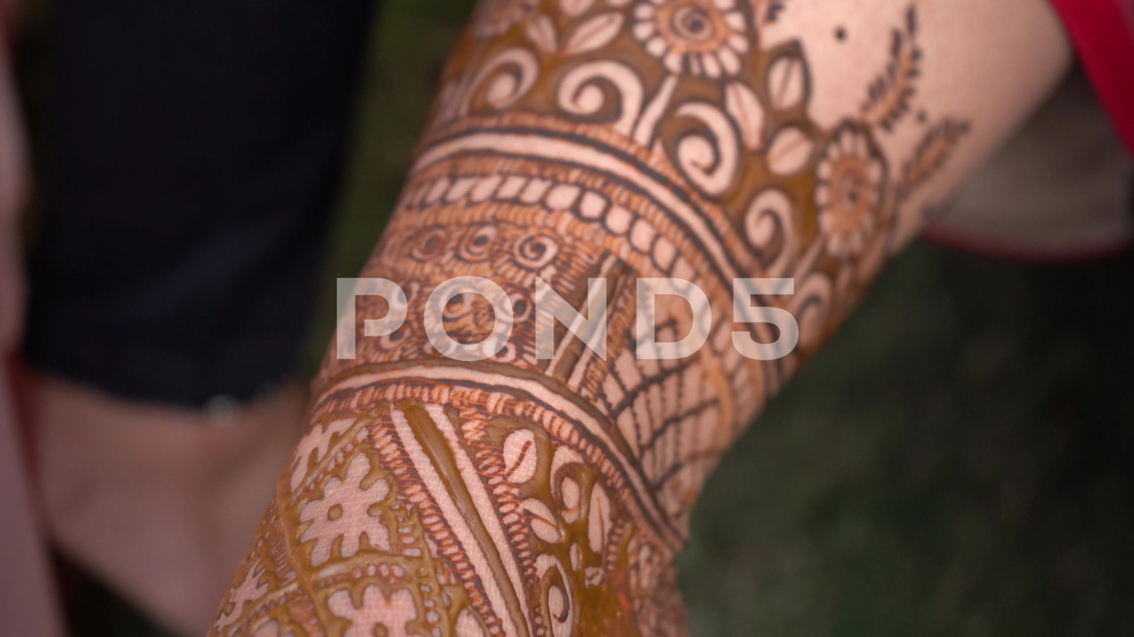 Best 50+ Arabic Bridal Mehndi Designs For Indian Wedding - Peppynite.com