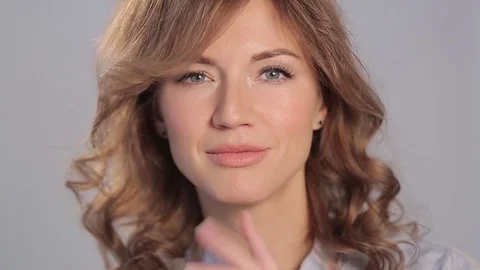 Closeup Lady posing and smiling Stock-Footage 71296239