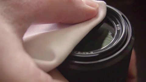 Closeup Man Wiping Lense Vidéo 78184957