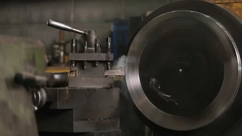 Closeup milling machine working and worker using lubricating oil. Video stock 130630733