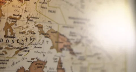 Closeup Old Vintage World map.  Focusing on Indonesia, Asia Stockbeeldmateriaal 116990024