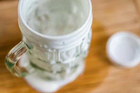 Closeup overhead view of empty fresh kefir probiotik drink on kitchen table Foto stock
