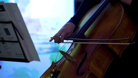 Closeup of playing cello Vídeo Stock 104663326