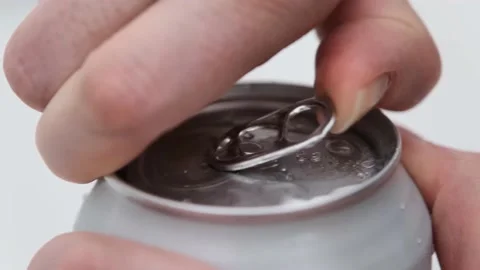 Closeup process of opening with aluminum beer can by woman's fingers Stock Footage 168655154