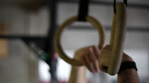 Closeup Ring Muscle Up 動画素材 22994737