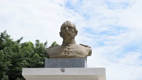 Closeup of sculptures and monuments in the main square of Casma - Casma, Peru - Stock Footage 197080254