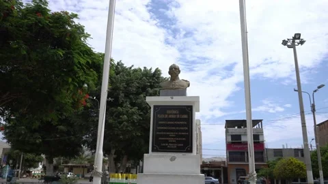 Closeup of sculptures and monuments in the main square of Casma - Casma, Peru - 動画素材 197080381