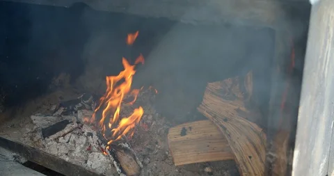 Closeup Shot of a Authentic Southern BBQ Fire Grill, Pit Видео 115043538