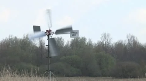Closeup small windmill Stockbeeldmateriaal 10909619