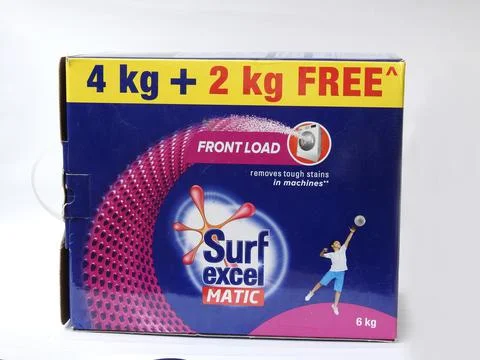 Closeup of Surf Excel Matic Front Load Detergent Powder 6Kg Box and Pack isol Fotos Stock