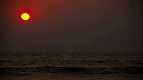 Closeup Timelaspe of sunset on a beach 스톡 동영상 78020593