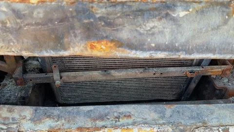 Closeup Tracking Shot of Burned Bus Radiator Vidéo 335271717