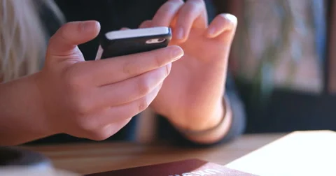 Closeup of typing on the phone 스톡 동영상 59512868