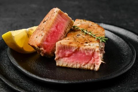 Closeup view of fried tuna steak Foto stock