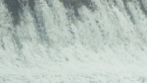 Closeup of Waterfall Vídeos de archivo 138715539