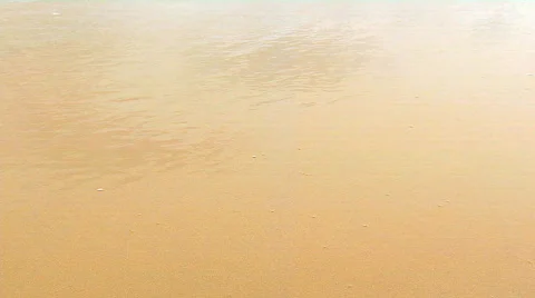 Closeup wave breaking, bubbles forming Stock Footage 538905