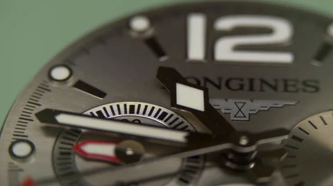 CloseUp: Ziffernblatt einer Uhr 스톡 동영상 61197122