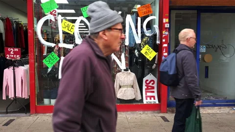 Closing down shop. Stock Footage 171974144