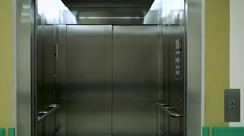 Closing elevator door Stock Footage 61628451