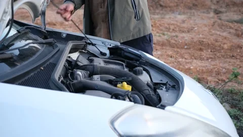Closing the engine hood Stock Footage 195283761