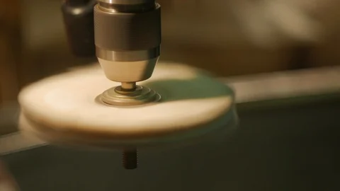 Cloth buffing wheel rotation Stock Footage 108090462