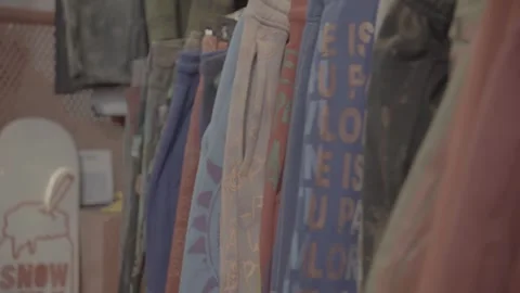 Clothes Rack Display at Artists or Flea Market Vídeos de archivo 253966485