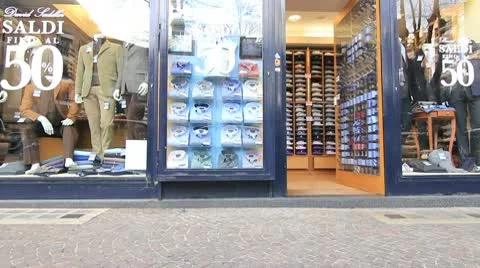 Clothes store front in Rome Video stock 10788585