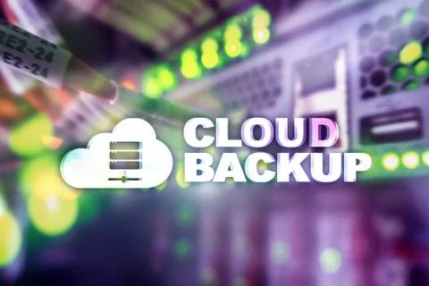 Cloud backup. Server data loss prevention. Cyber security. Illustrazione stock
