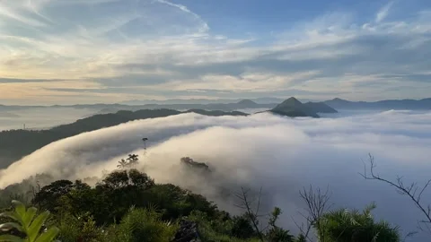 Cloud bed Stock Footage 261121827