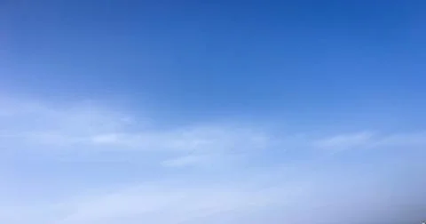 Cloud on blue sky background. clouds sky Stock-Fotos