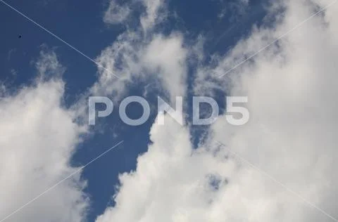 Cloud on blue sky Stock Photos