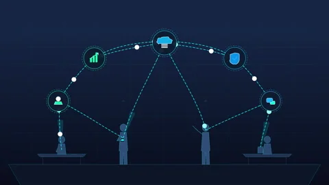 Cloud computing animation shows network connection Видео 346545065