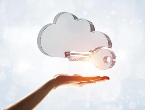 Cloud computing concept with glass symbol shown in hand Foto stock