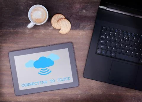 Cloud-computing connection on a digital tablet pc 写真素材