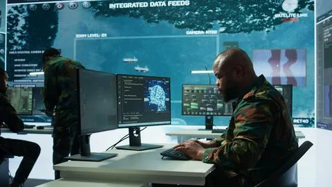 Cloud computing expert using new technology AI brain to learn intelligence 스톡 사진