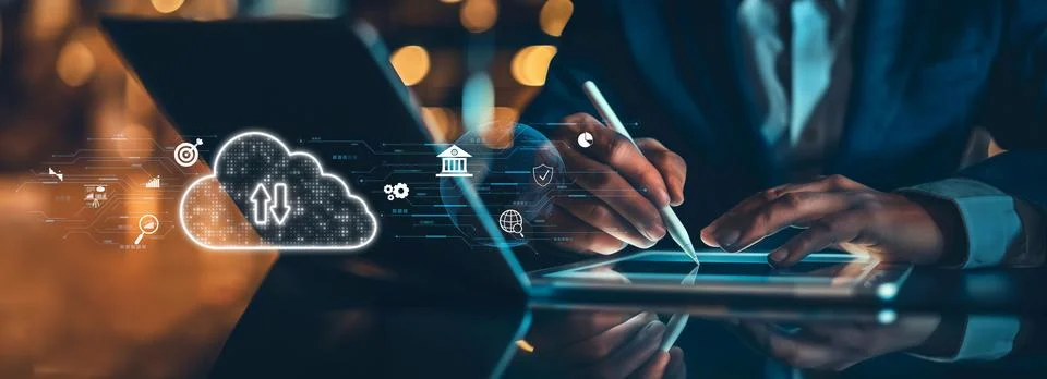 Cloud Computing Power Enhance Cloud Strategy for Business EIDE Foto stock