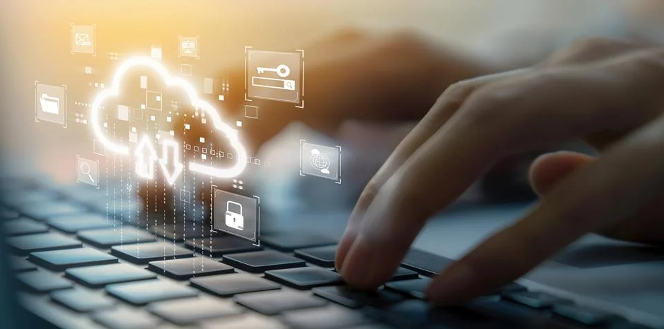 Cloud Computing Power Enhance Cloud Strategy for Business EIDE Foto stock