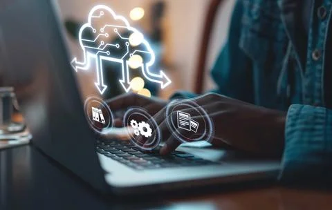 Cloud Computing Power Enhance Cloud Strategy for Business EIDE Foto stock