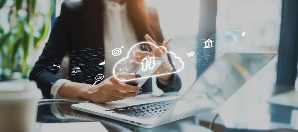Cloud Computing Power Enhance Cloud Strategy for Business EIDE Foto stock