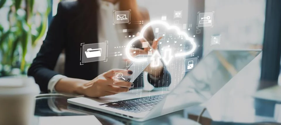 Cloud Computing Power Enhance Cloud Strategy for Business EIDE Foto stock