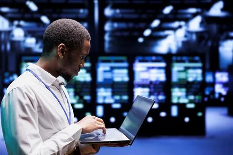 Cloud computing service maintenance 스톡 사진